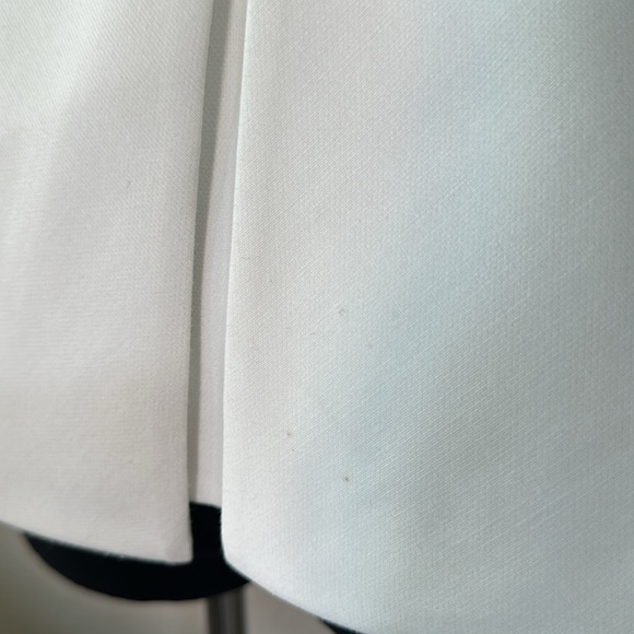 BCBGMAXAZRIA Abrielle Sleeveless Peplum Top - Picture 8 of 13